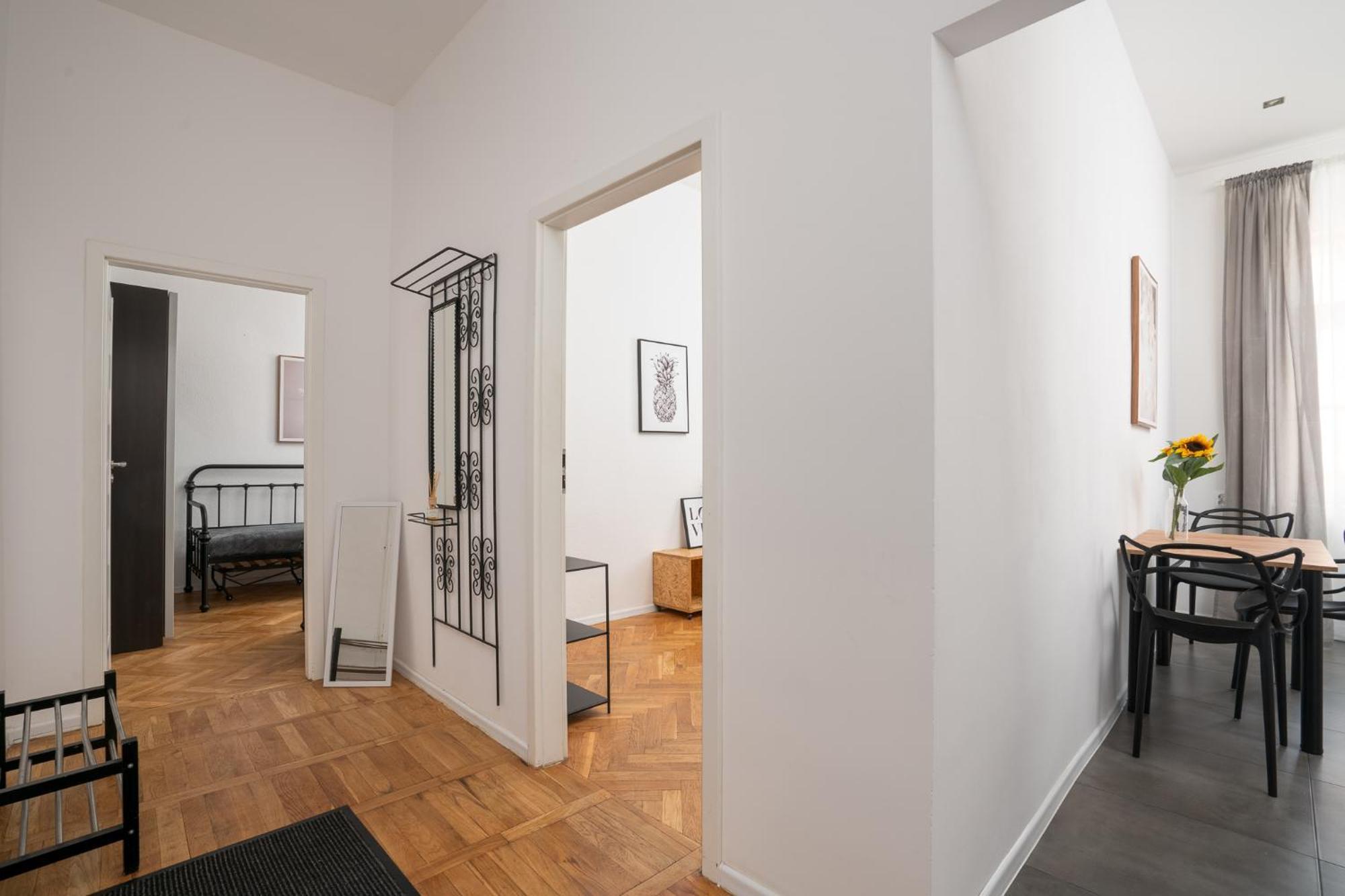 A.S. Home Swidnicka Street Wrocław Buitenkant foto