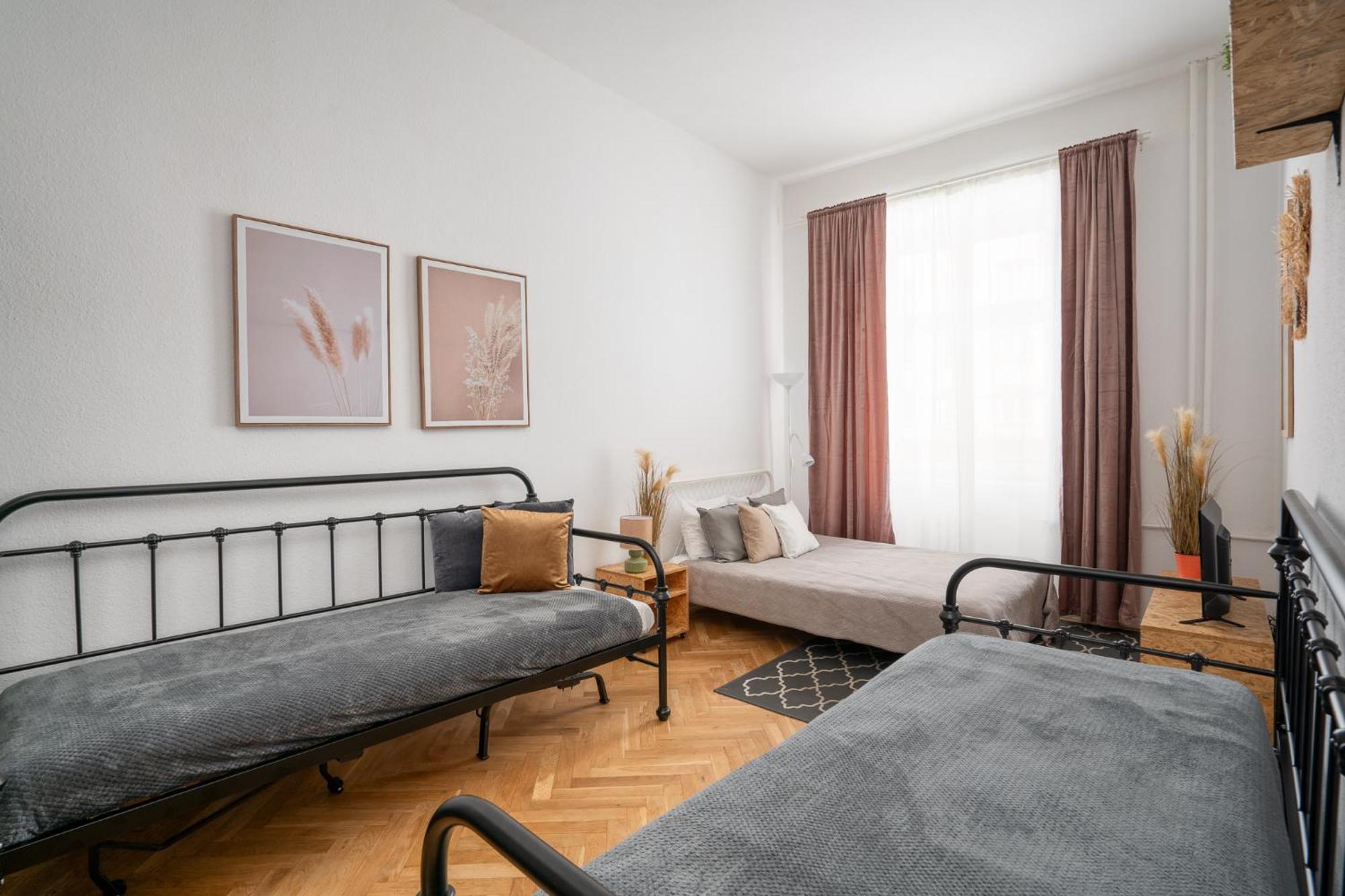 A.S. Home Swidnicka Street Wrocław Buitenkant foto